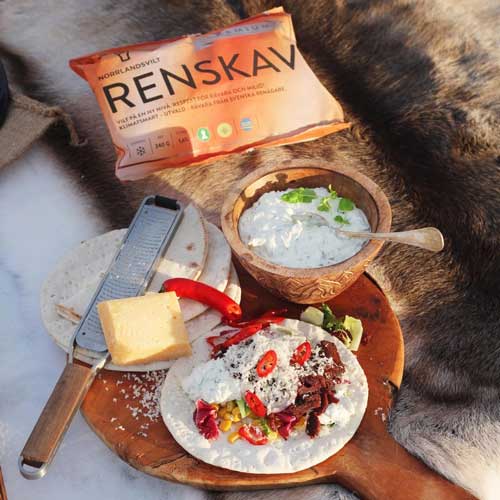 Emilias renskav tunnbröd västerbottenost tzatziki